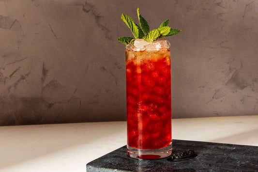 Elevating Social Moments: The Rise of Non-Alcoholic Craft Cocktails